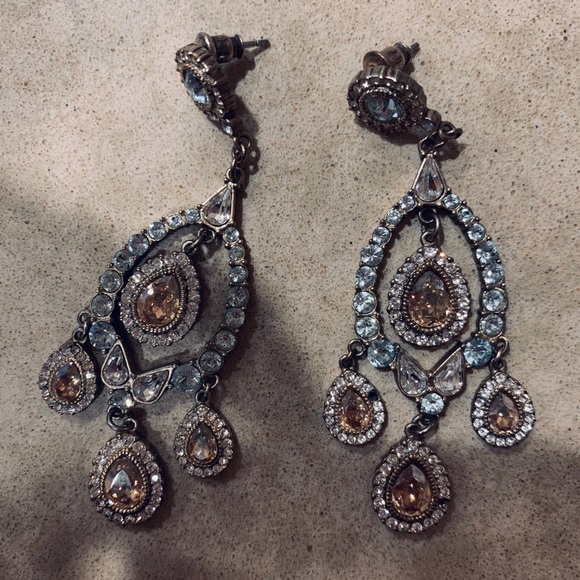 Earring - Picture 2 of 2